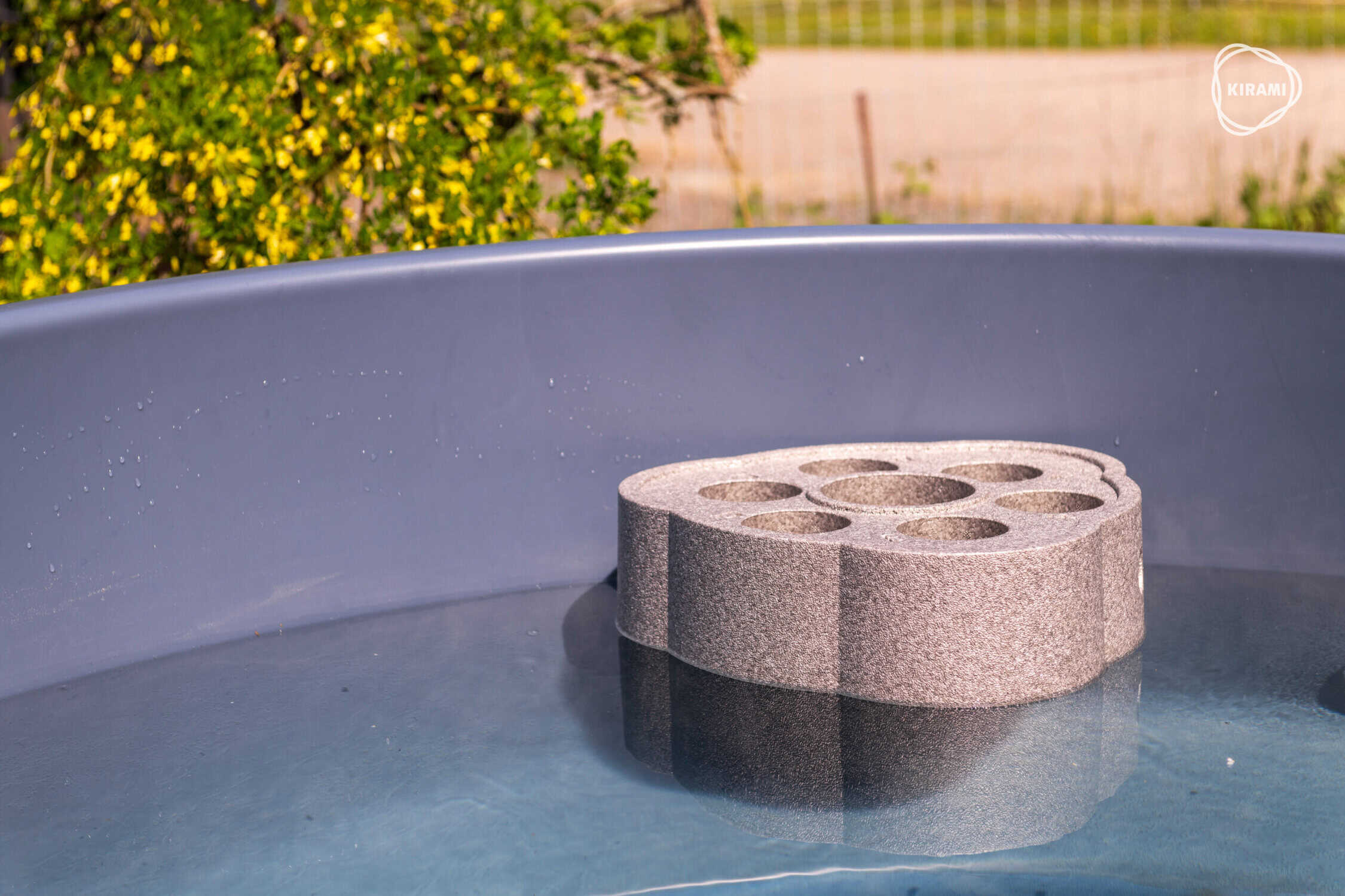 Galeriebild 1 - Kirami Tubbar 2 schwimmender Getränkehalter grau - 6430036755225