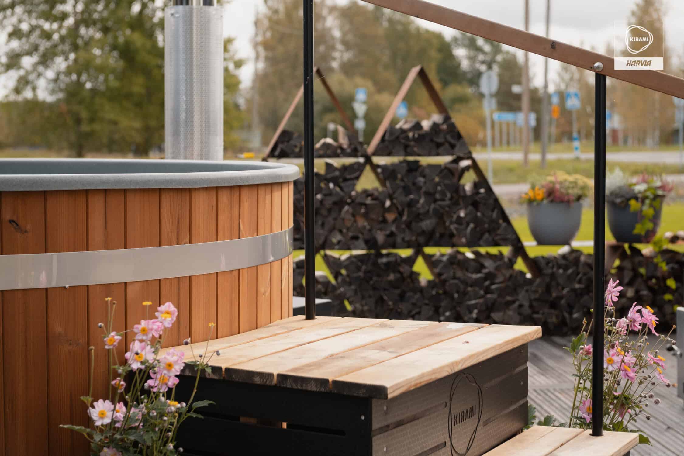 Galeriebild 3 - Kirami Treppe Family Thermowood - 6430036754693 Galeriebild 3 - Kirami Treppe Family Thermowood - 6430036754693