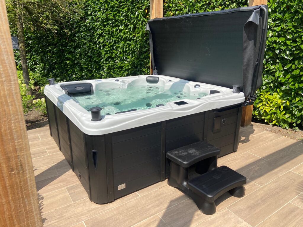 Galeriebild    Tuindeco Whirlpool Paradiso   