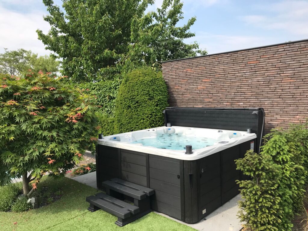 Galeriebild    Tuindeco Whirlpool Alps   