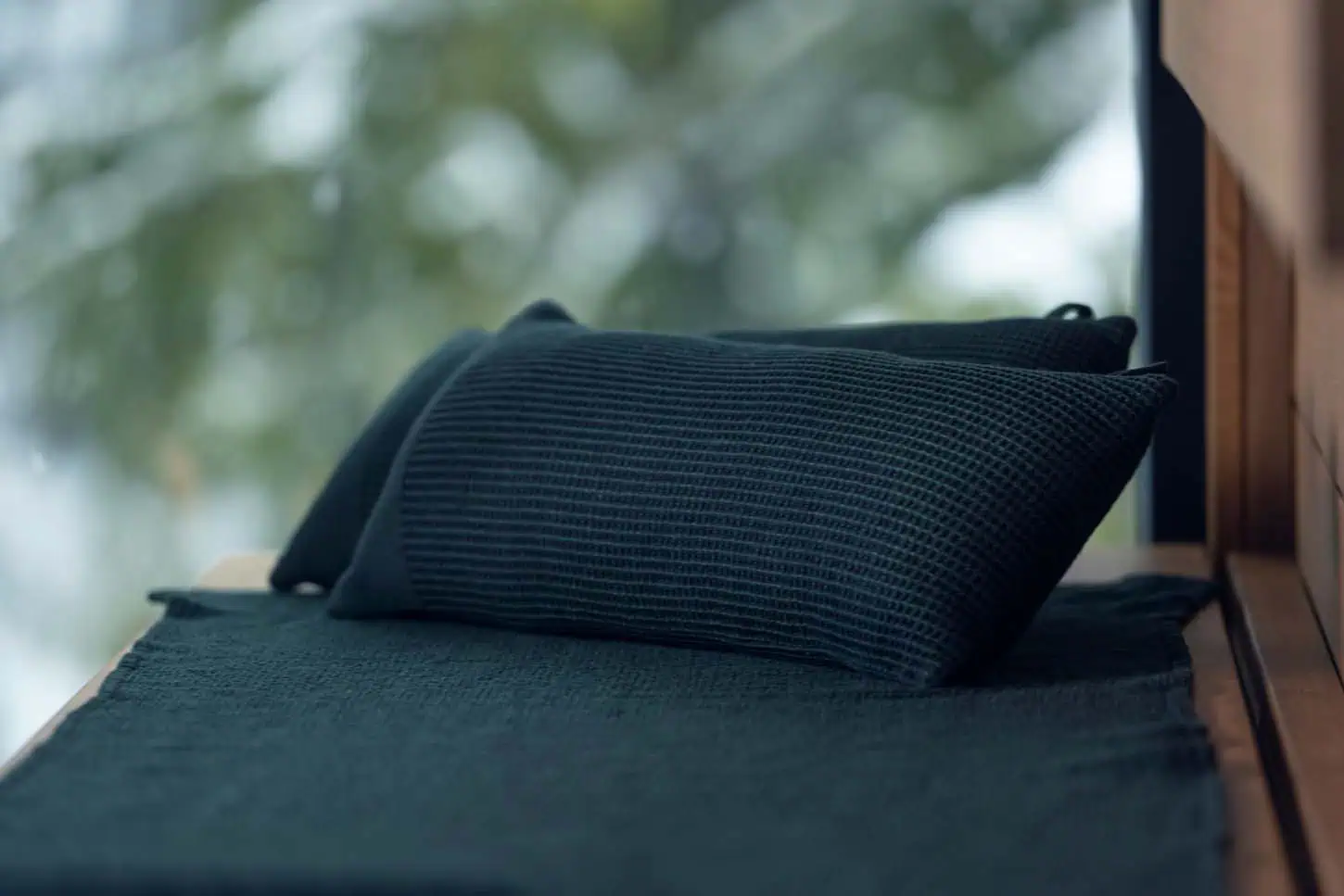 Galeriebild 2 - Rento Saunakissen Kenno 50 x 22 cm schwarz / dunkelgrün - 6410416216256