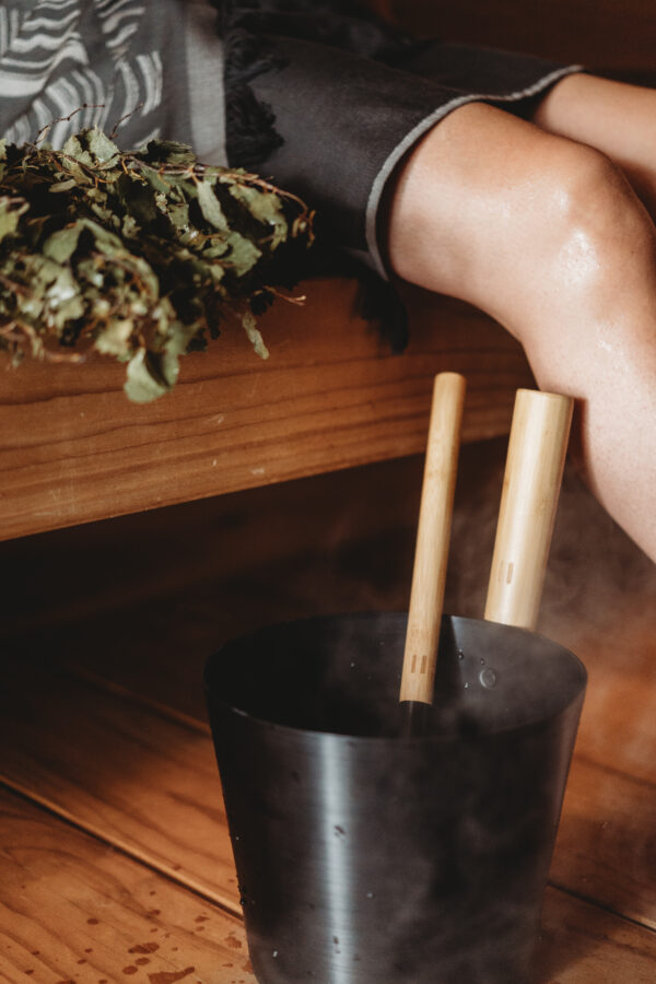 Galeriebild 2 - Rento Set Saunakübel und Schöpfkelle schwarz Aluminium - RT-kk-s Galeriebild 2 - Rento Set Saunakübel und Schöpfkelle schwarz Aluminium - RT-kk-s