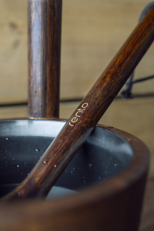 Galeriebild 4 - Rento Set Saunakübel und Schöpfkelle dunkler Bambus - RT-kk-db Galeriebild 4 - Rento Set Saunakübel und Schöpfkelle dunkler Bambus - RT-kk-db